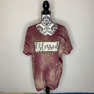 🌾 3/$10 Bleach dyed cheetah and maroon blessed t